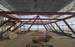 Baufortschritt Dach Ostflügel - Foto: 2B Plan